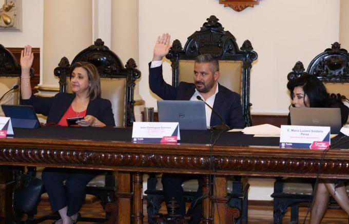 Cabildo poblano aprobó reformas para venta de bebidas alcohólicas