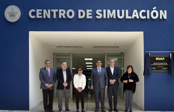 Inaugura la BUAP su Centro de Simulación “Dra. Matilde Montoya Lafragua”