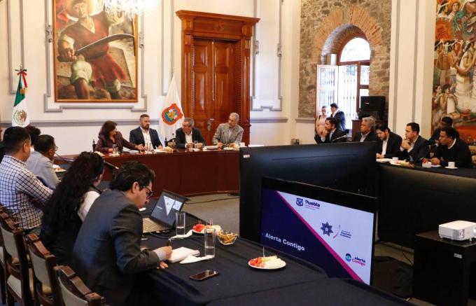 Sexta reunión de transición entre el alcalde saliente Adán Domínguez y el presidente electo José Chedraui