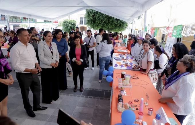 Celebró Edmundo Tlatehui Encuentro de Emprendedoras Sanandreseñas