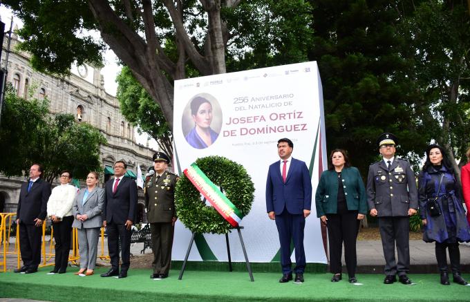Autoridades estatales conmemoraron a mexicanos que forjaron historia de México