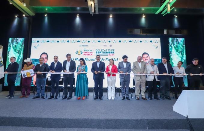 Inauguraron “Expo Mezcal Orgullo Puebla”, en el Centro de Convenciones