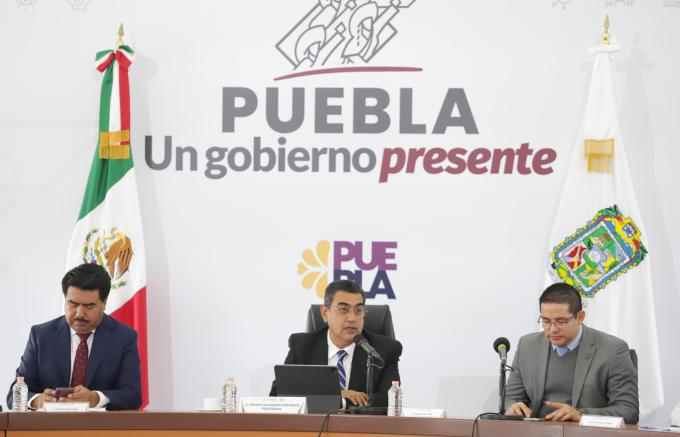 Iniciará gobierno de Puebla programa de "Bacheo Nocturno"