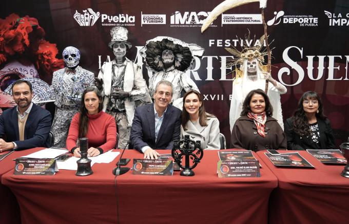 Presentó el alcalde José Chedraui cartelera para el “Festival La Muerte es un Sueño 2024”