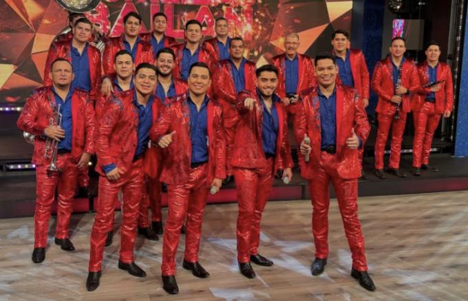 ¡Este martes La Arrolladora Banda El Limón firmará boletos en Puebla!