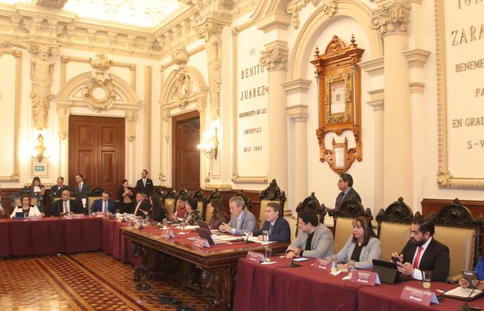 Encabezó el alcalde José Chedraui Sesión Ordinaria de Cabildo