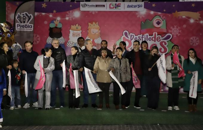 Celebró SMDIF con desfile  a los Reyes Magos