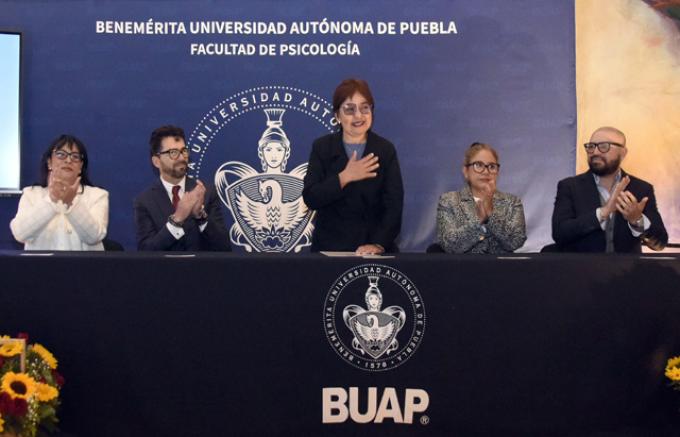 Apuesta Facultad de Psicología BUAP por el crecimiento académico y la investigación
