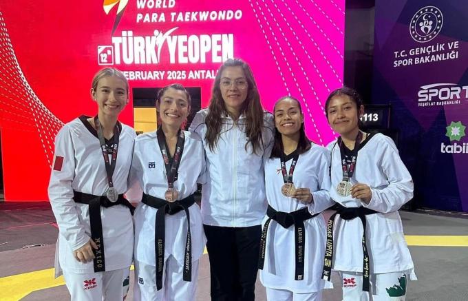 Atletas poblanos destacan en competencias internacionales