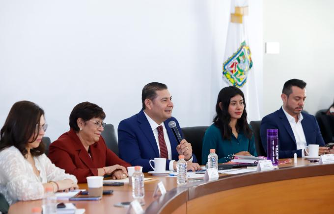 Gobierno Estatal iniciará reordenamiento integral del transporte público en Puebla