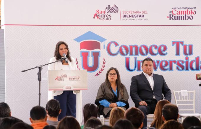 Realizó el Ayuntamiento de San Andrés Cholula la feria "Conoce tu Universidad"