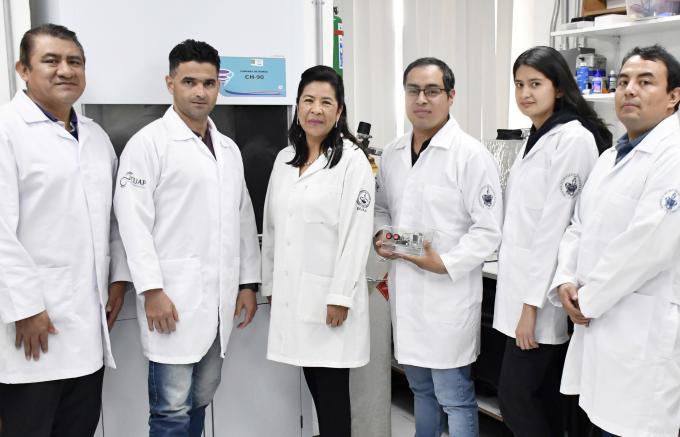 El Instituto de Ciencias de la BUAP diseña biomaterial capaz de estimular la regeneración de tejido óseo