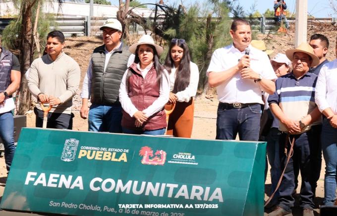 Encabezó el gobernador Alejandro Armenta la onceava Faena Comunitaria en el municipio de San Pedro Cholula