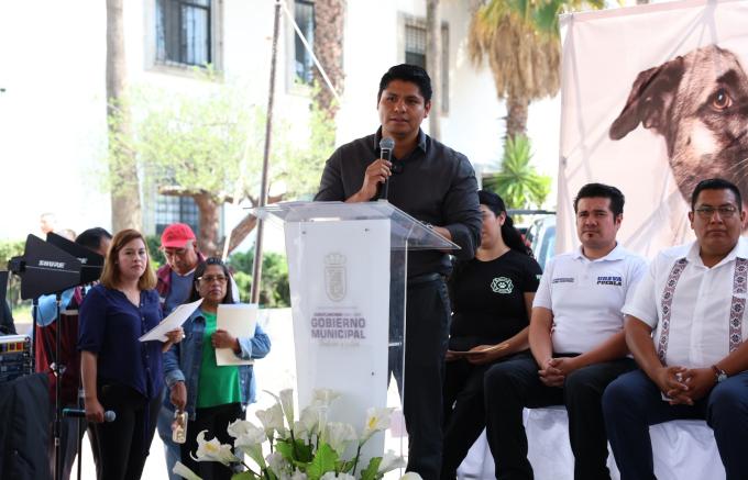 Entregó el alcalde Omar Muñoz una unidad móvil al Centro de Bienestar Animal para atender de manera oportuna los reportes sobre maltrato