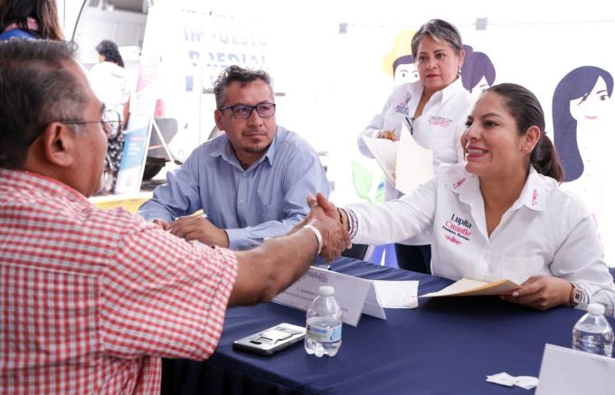 Acerca la alcaldesa Guadalupe Cuautle servicios y atención directa a la colonia Lázaro Cárdenas