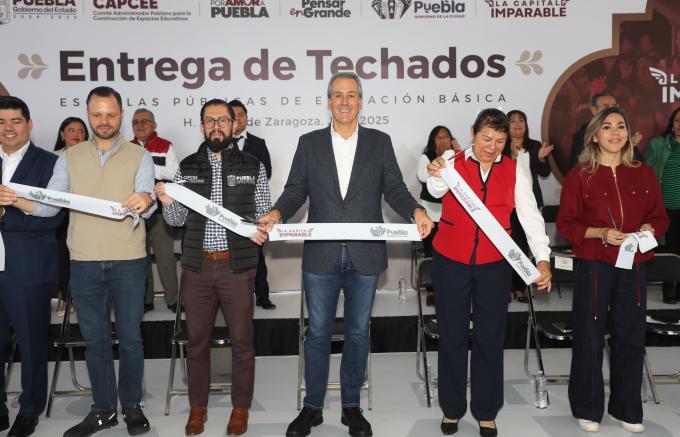 Concluyó la entrega de 22 techados escolares con sistema de captación pluvial en diferentes planteles educativos de la capital