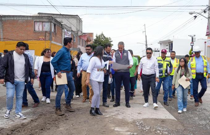 Supervisó el alcalde José Chedraui rehabilitación vial en la colonia Aquiles Serdán