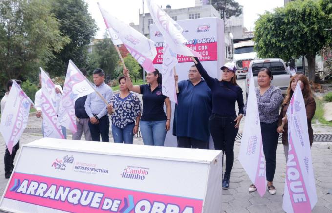 Comenzó el Ayuntamiento de San Andrés Cholula obra de pavimentación en la colonia Concepción Guadalupe