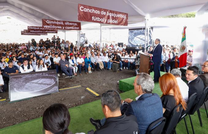 El director de la CONADE, Rommel Pacheco y el gobernador Alejandro Armenta encabezaron la colocación de la primera piedra de la Universidad del Deporte