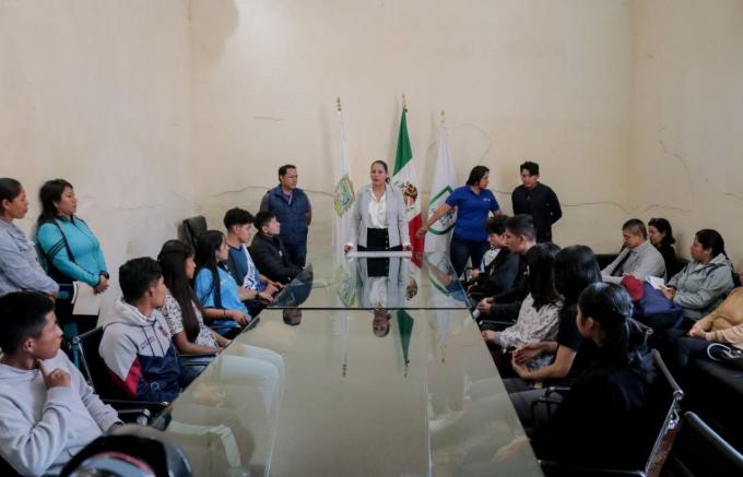 Impulsa la alcaldesa Guadalupe Cuautle con becas al talento deportivo en San Andrés Cholula
