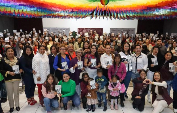 La alcaldesa Tonantzin Fernández encabezó Asamblea de Mujeres por la Igualdad y contra las Violencias en San Pedro Cholula