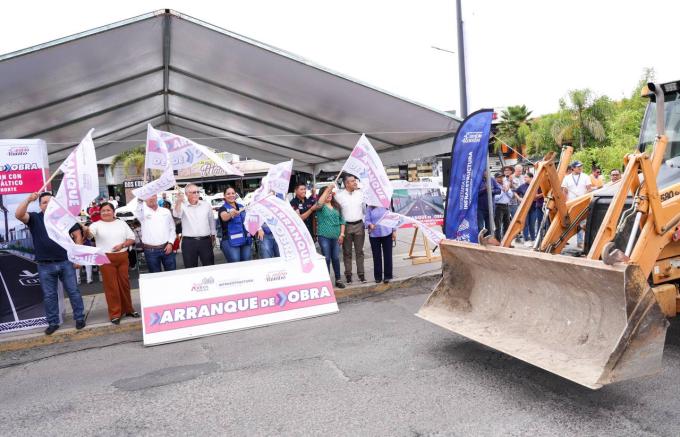 Inició la alcaldesa Guadalupe Cuautle rehabilitación de avenida Orión Norte en la Delegación Atlixcáyotl