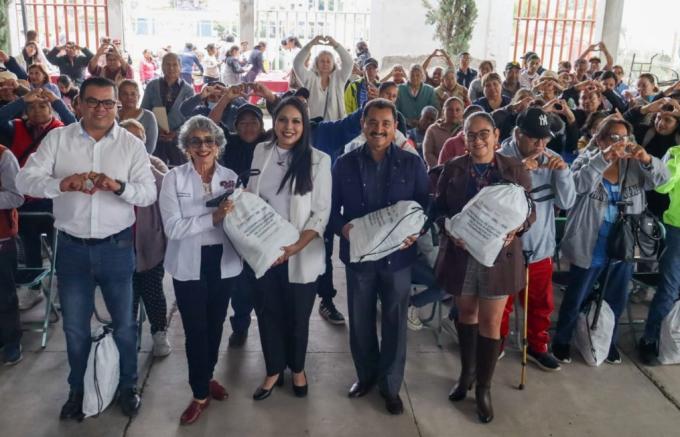 Gobierno de San Pedro Cholula entregó apoyos alimentarios a sectores vulnerables