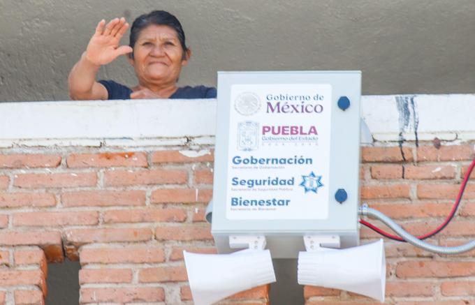 En La Margarita, Gobierno Estatal  entregó 79 Alarmas Vecinales.