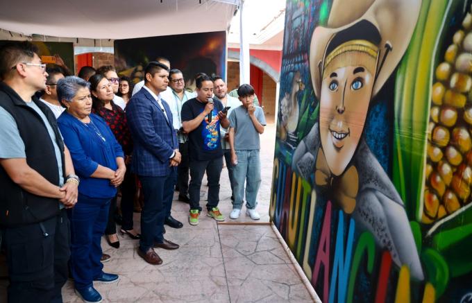 El alcalde de Cuautlancingo, Omar Muñoz, encabezó la premiación del concurso ExpresArte