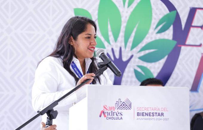 Equipa Gobierno de San Andrés Cholula a fraccionamientos y colonias con kits de jardinería