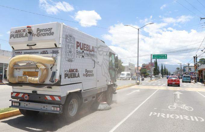 Barredoras Mecánicas trabajaron en San Pedro Cholula y Puebla Capital
