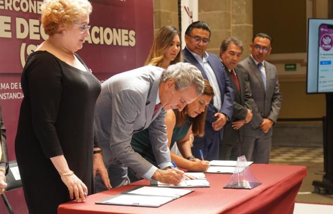 El alcalde José Chedraui encabezó firma de convenio de colaboración con la SESEAP 