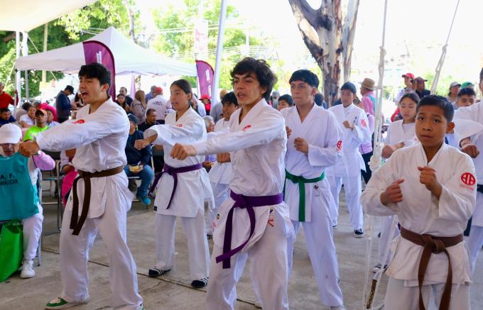 Con jornadas "Tejiendo Paz", Gobierno estatal fomenta, deporte, salud y bienestar
