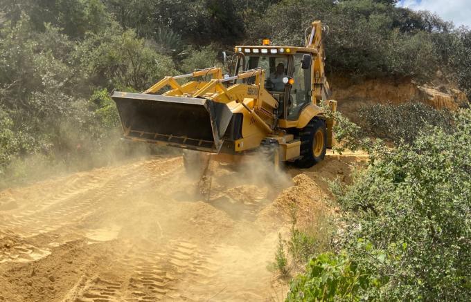 Con Módulos de Maquinaria Gobierno Estatal fortalece la conectividad en 9 municipios