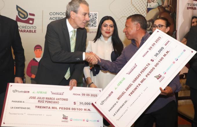 Entregó el alcalde José Chedraui cheques de “Tu Crédito Imparable” para micro, pequeñas y medianas empresas