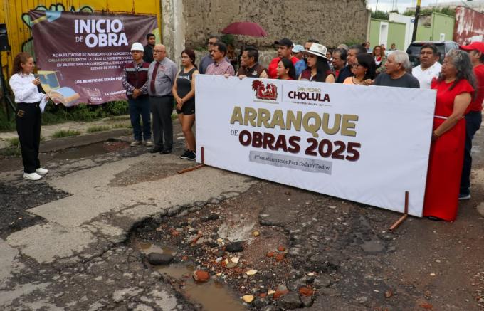 El Gobierno de San Pedro Cholula puso en marcha la segunda etapa del programa de rehabilitación de vialidades en el municipio