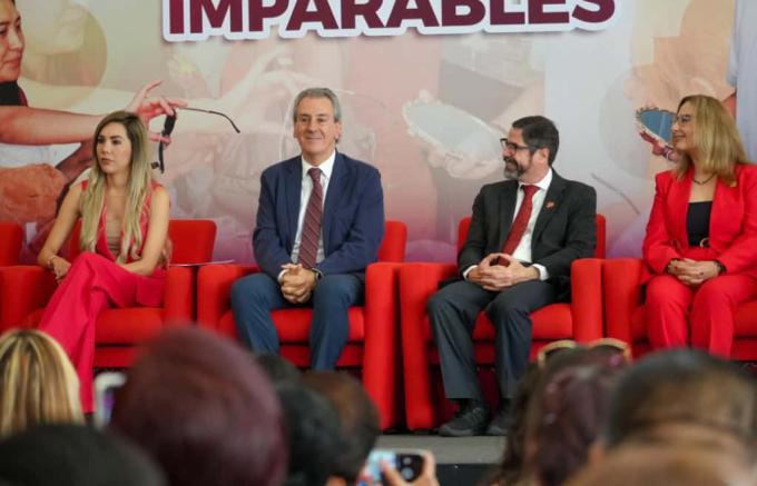 Entregó el alcalde José Chedraui reconocimientos “Mujeres Imparables” a 200 emprendedoras poblanas