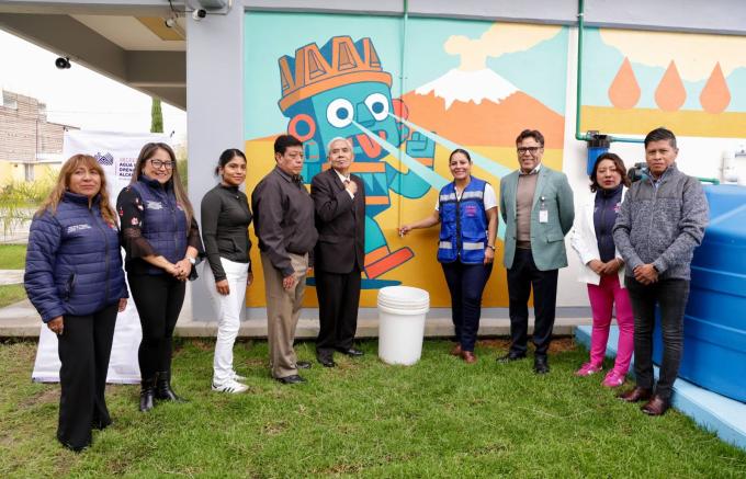 Promueve la alcaldesa Guadalupe Cuautle conciencia ambiental en escuelas con mecanismos de captación de agua