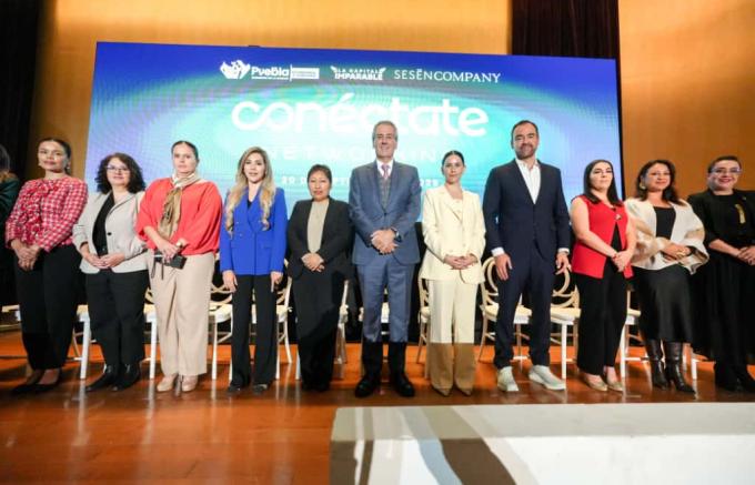 Participó el alcalde José Chedraui en la conferencia “Construyendo tu cerebro de negocios”