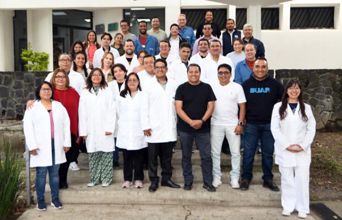 El posgrado en Dispositivos Semiconductores celebra cuatro décadas de trabajo científico