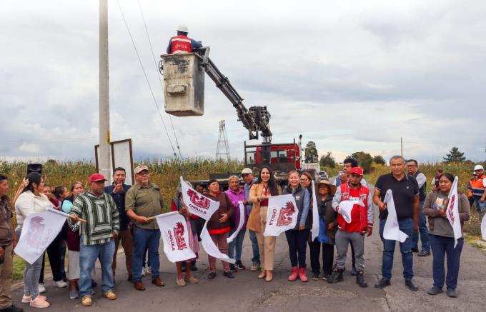 Arranca Tonantzin Fernández la rehabilitación del alumbrado público en todo el municipio