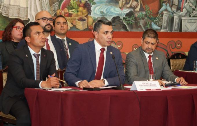 Compareció el secretario de Seguridad Ciudadana, Félix Pallares Miranda ante regidores de la Comisión de Seguridad y Justicia del Cabildo