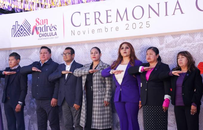 Encabezó la alcaldesa Guadalupe Cuautle ceremonia cívica correspondiente al mes de noviembre