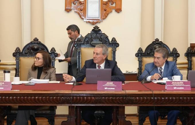 Aprobó Cabildo de Puebla actualizar la sanción por invadir ciclovía o ciclocarril