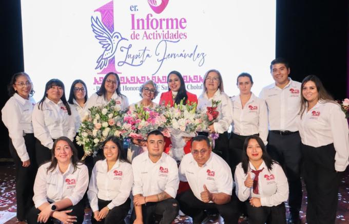 Rindió Guadalupe Fernández su primer informe de labores al frente del DIF Municipal de San Pedro Cholula