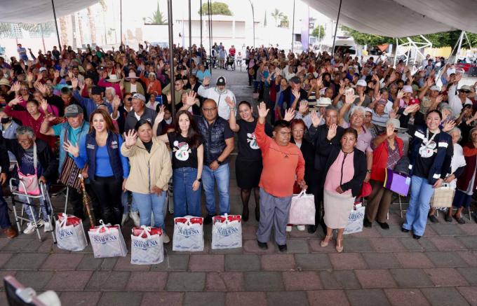Inició la alcaldesa Guadalupe Cuautle entrega de Canasta Navideña 2025