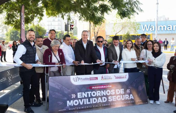 Moderniza Ayuntamiento de Puebla intersecciones viales en la capital