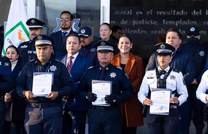 Reconoce la alcaldesa de San Andrés Cholula, Guadalupe Cuautle, a elementos de la Policía Municipal por su labor