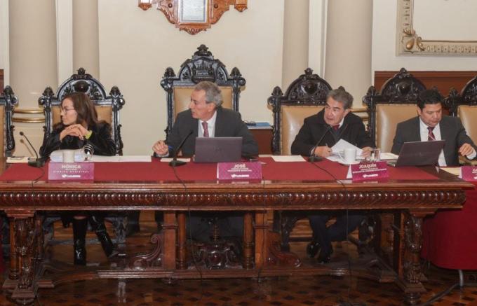 Aprueba Cabildo del Ayuntamiento de Puebla modificaciones a estructuras orgánicas de diferentes dependencias