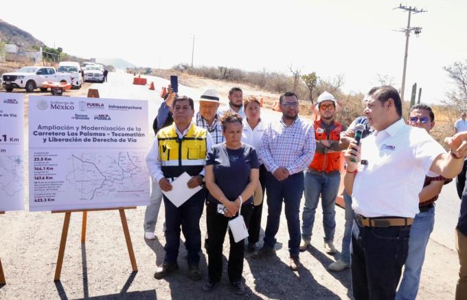 Avanza Gobierno Federal con carretera que conectará a la Mixteca Poblana con Oaxaca y Guerrero